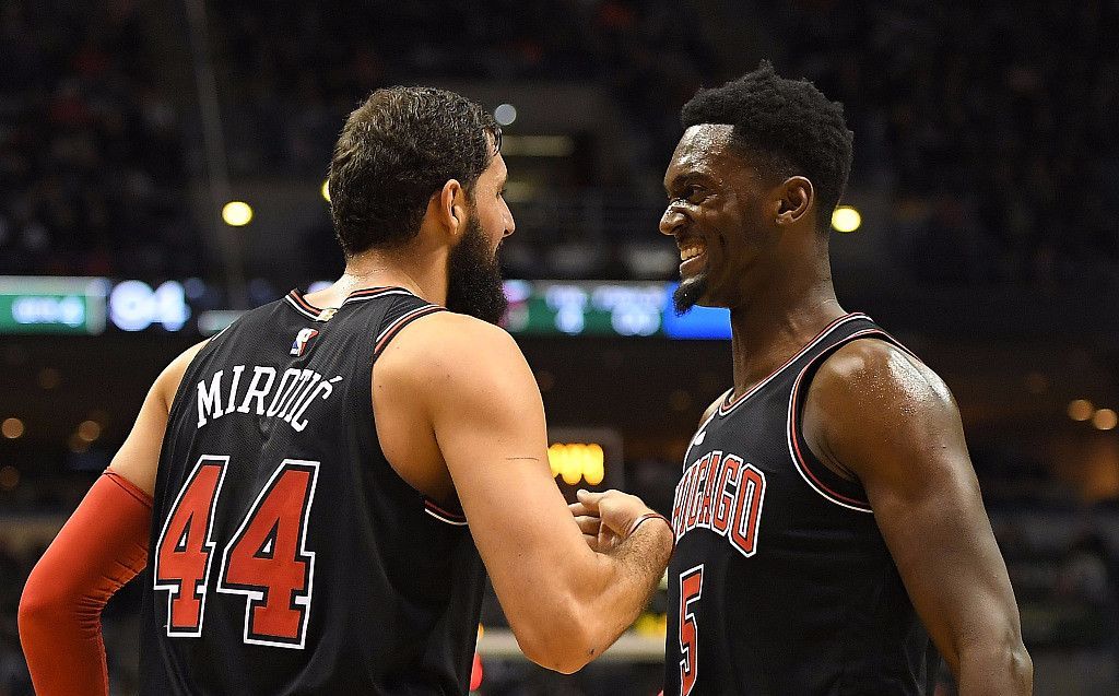 钟的第三条 钟的第三条