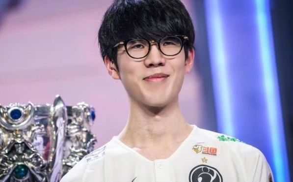 更是新赛季 更是新赛季